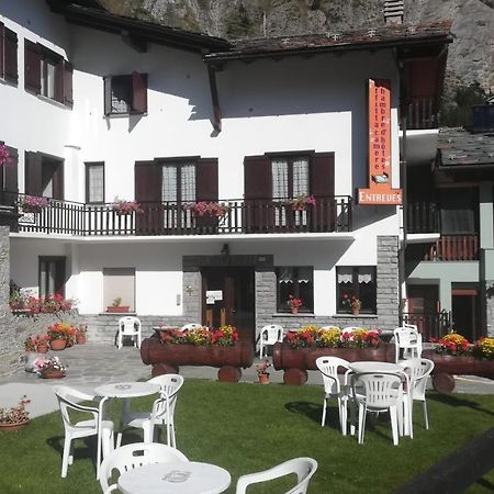 Affittacamere Entreves La Thuile Exterior photo